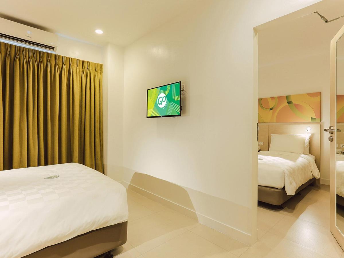 Go Hotels Ermita, Манила Екстериор снимка