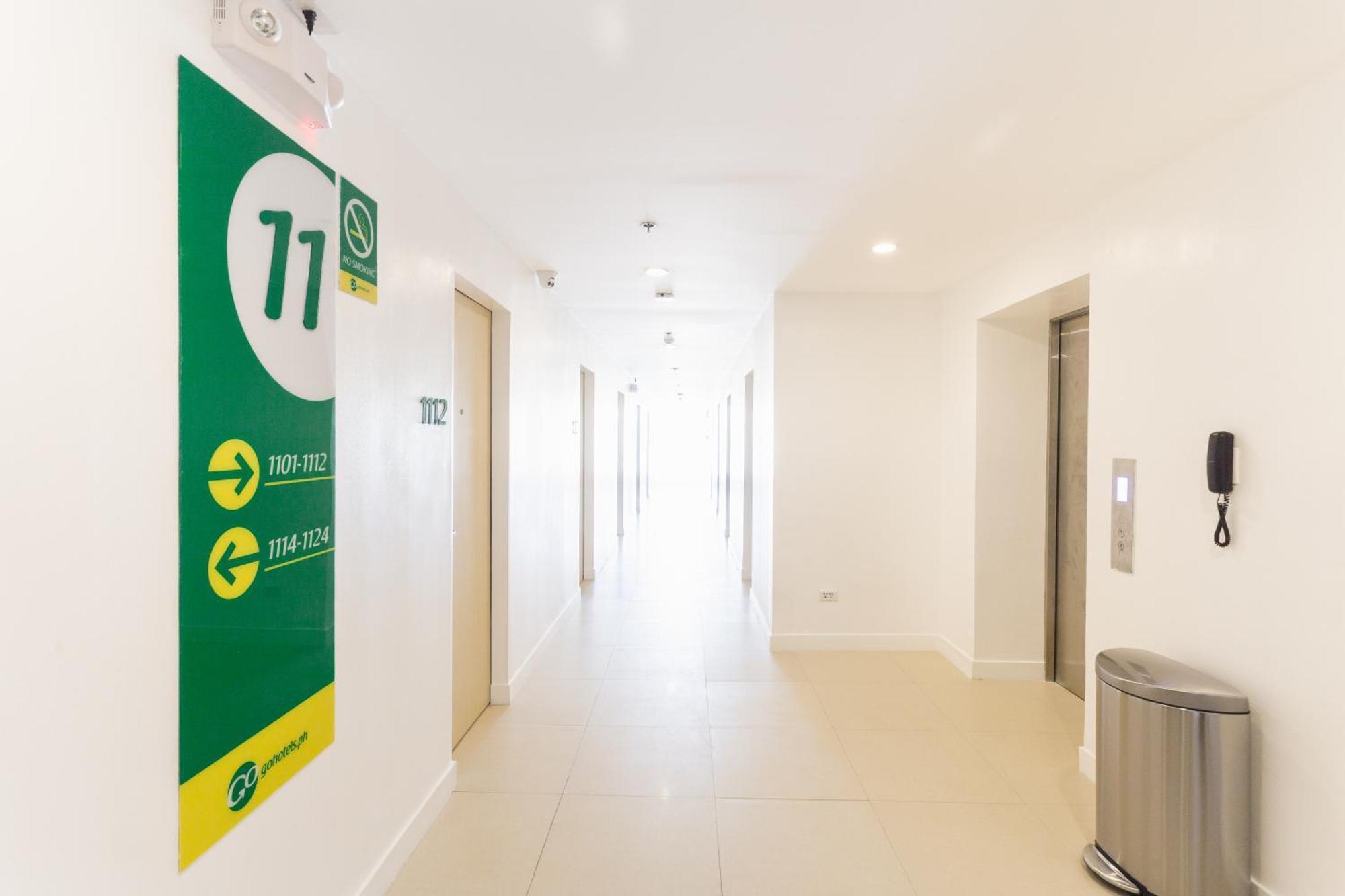 Go Hotels Ermita, Манила Екстериор снимка